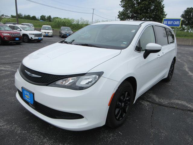2022 Chrysler Voyager