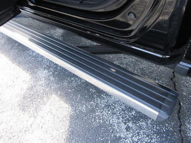 Photo of 2019 Black Chevrolet Silverado 1500