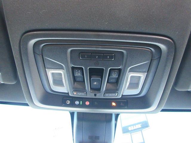 Photo of 2019 Black Chevrolet Silverado 1500