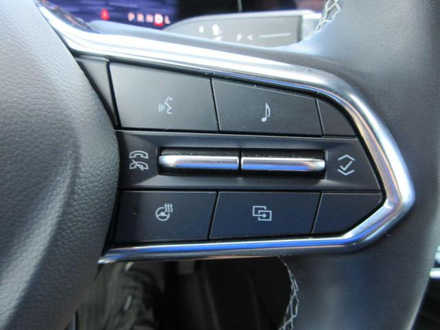 Photo of 2024 Mosaic Black Metallic Chevrolet Traverse