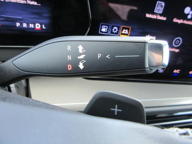 Photo of 2024 Mosaic Black Metallic Chevrolet Traverse