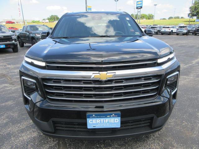 Photo of 2024 Mosaic Black Metallic Chevrolet Traverse