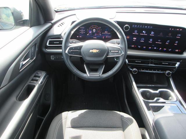 Photo of 2024 Mosaic Black Metallic Chevrolet Traverse