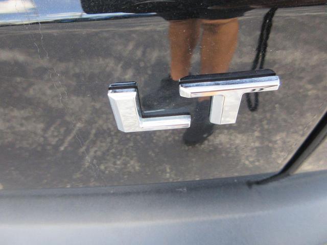 Photo of 2024 Mosaic Black Metallic Chevrolet Traverse