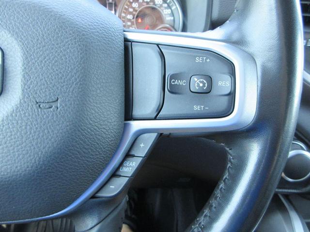 Photo of 2022 Bright White Clearcoat RAM 1500