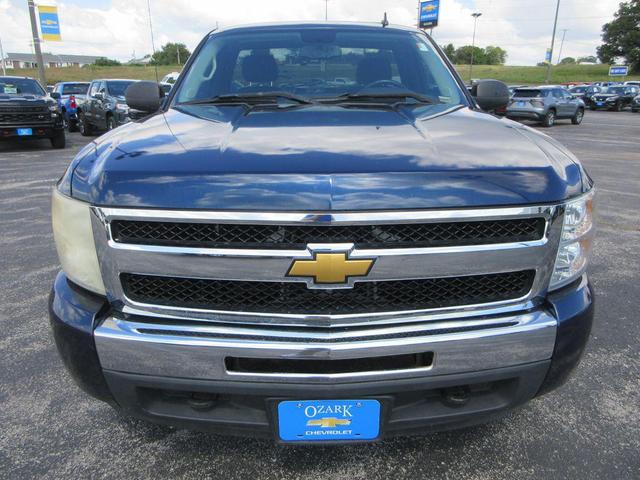 Photo of 2009 Imperial Blue Metallic Chevrolet Silverado 1500