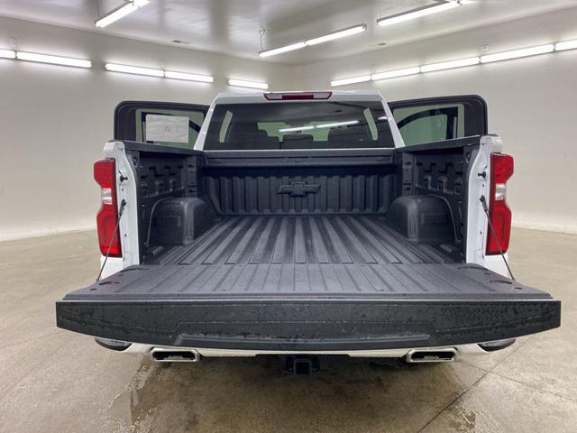 Photo of 2025 Summit White Chevrolet Silverado 1500