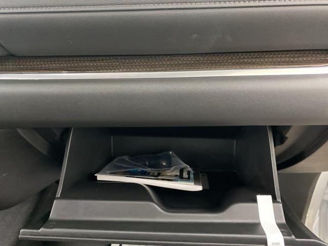 Photo of 2025 Summit White Chevrolet Silverado 1500