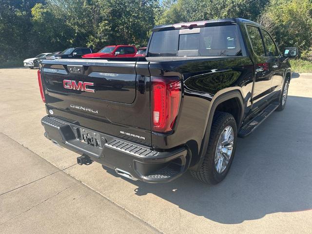 Photo of 2023 Onyx Black GMC Sierra 1500