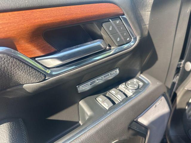 Photo of 2023 Onyx Black GMC Sierra 1500