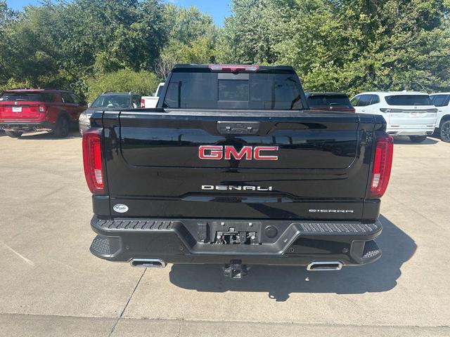Photo of 2023 Onyx Black GMC Sierra 1500
