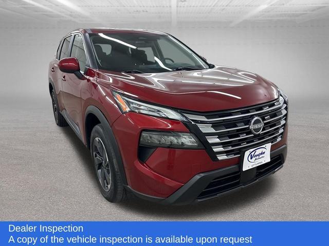 Photo of 2024 Scarlet Ember Tintcoat Nissan Rogue