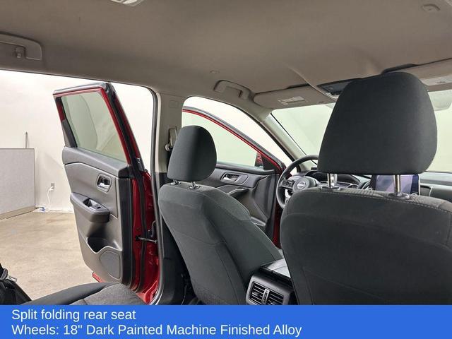Photo of 2024 Scarlet Ember Tintcoat Nissan Rogue