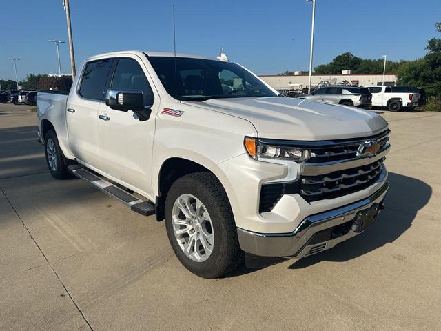 Photo of 2022 Iridescent Pearl Tricoat Chevrolet Silverado 1500