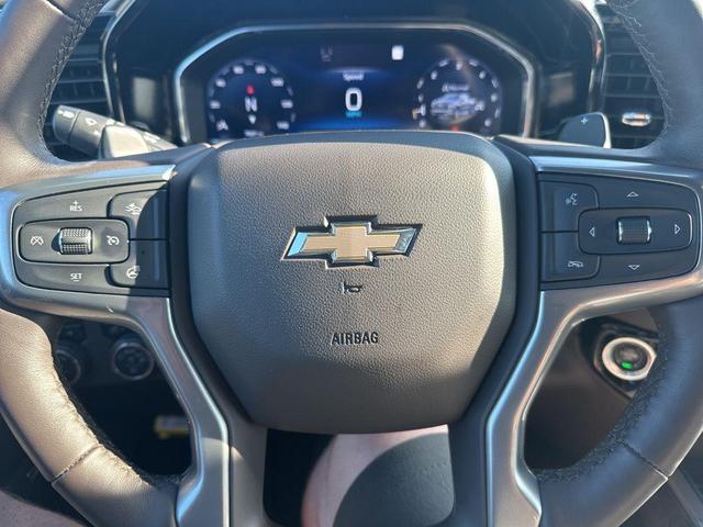 Photo of 2022 Iridescent Pearl Tricoat Chevrolet Silverado 1500