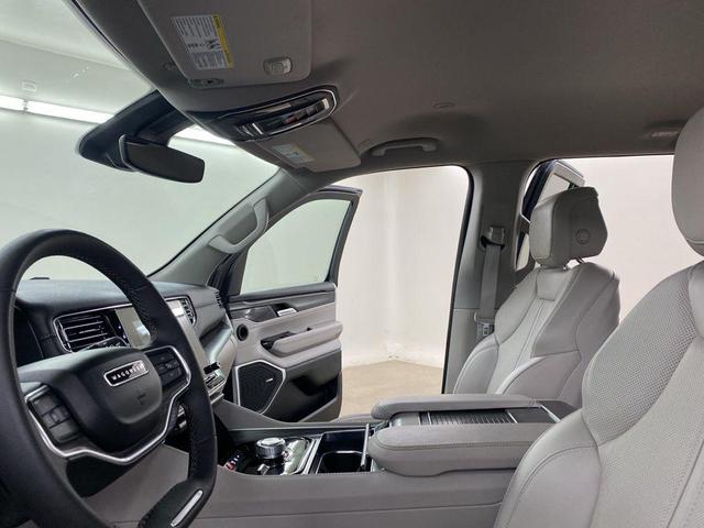 Photo of 2024 Bright White Clearcoat Jeep Wagoneer