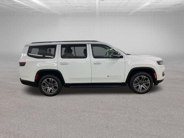 Photo of 2024 Bright White Clearcoat Jeep Wagoneer