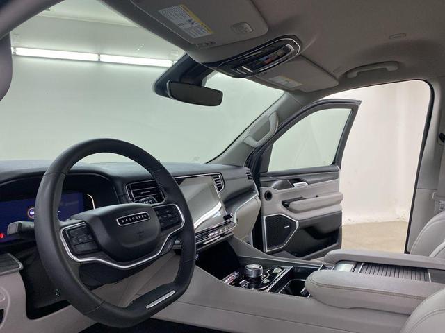 Photo of 2024 Bright White Clearcoat Jeep Wagoneer