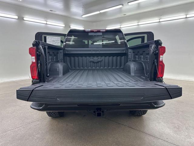 Photo of 2025 Black Chevrolet Silverado 1500
