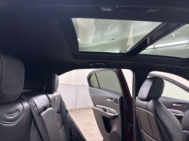 Photo of 2019 Red Horizon Tintcoat Cadillac XT4