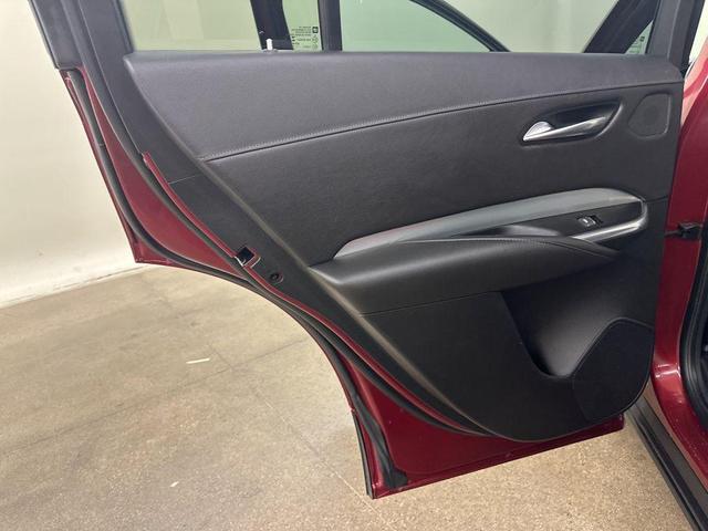 Photo of 2019 Red Horizon Tintcoat Cadillac XT4