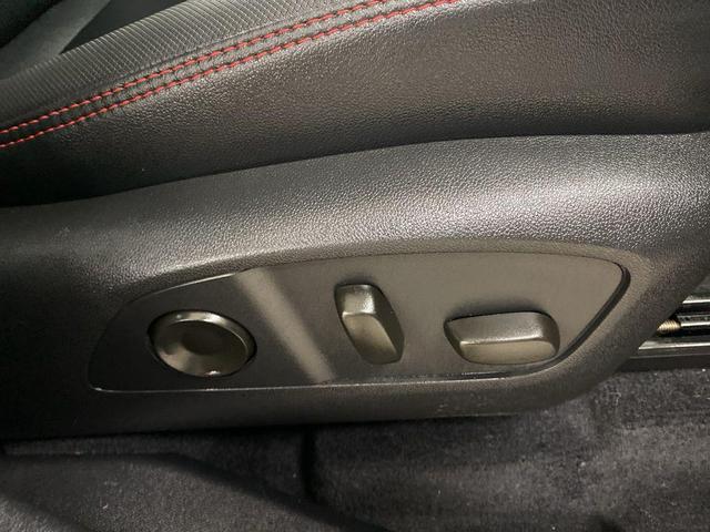Photo of 2024 Lakeshore Blue Metallic Chevrolet Traverse