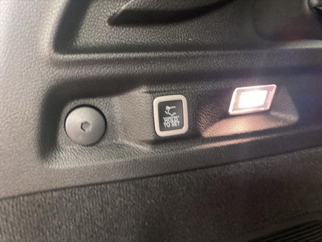 Photo of 2025 Silver Zynith Jeep Grand Cherokee L