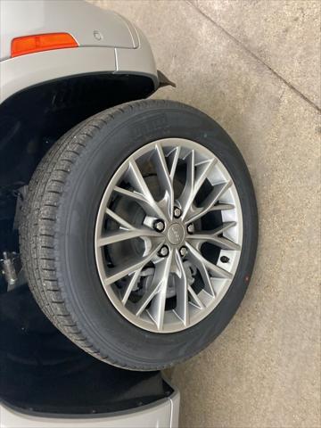Photo of 2025 Silver Zynith Jeep Grand Cherokee L