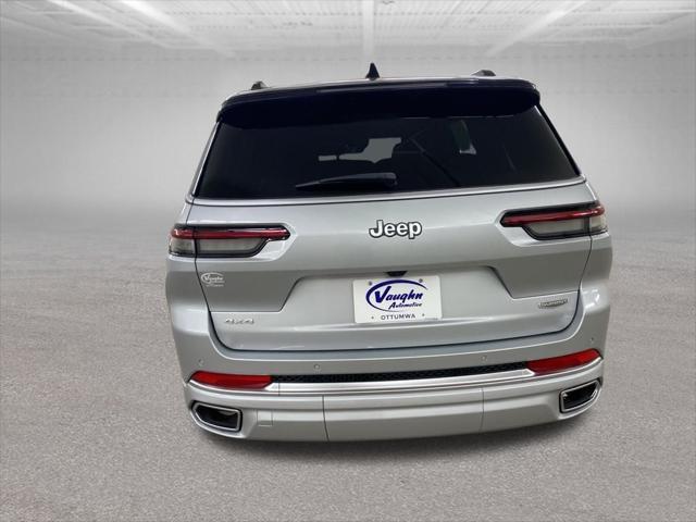 Photo of 2025 Silver Zynith Jeep Grand Cherokee L