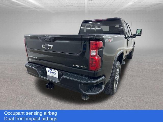 Photo of 2023 Black Chevrolet Silverado 2500