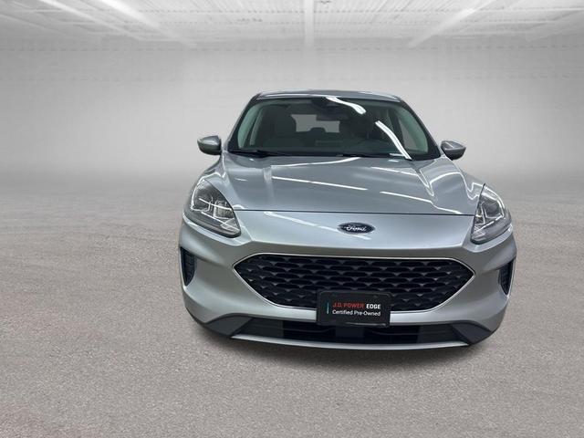 Photo of 2021 Silver Metallic Ford Escape