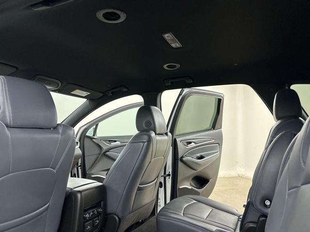 Photo of 2024 Summit White Buick Enclave