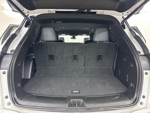 Photo of 2024 Summit White Buick Enclave