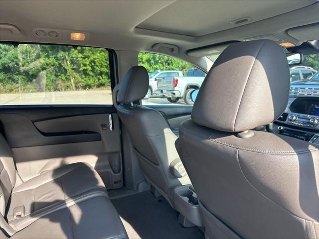 Photo of 2016 Lunar Silver Metallic Honda Odyssey