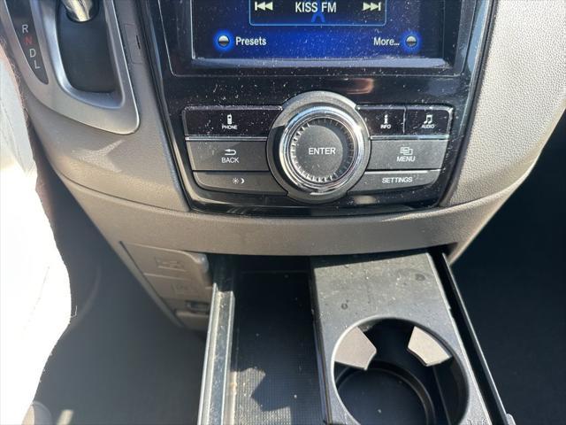 Photo of 2016 Lunar Silver Metallic Honda Odyssey
