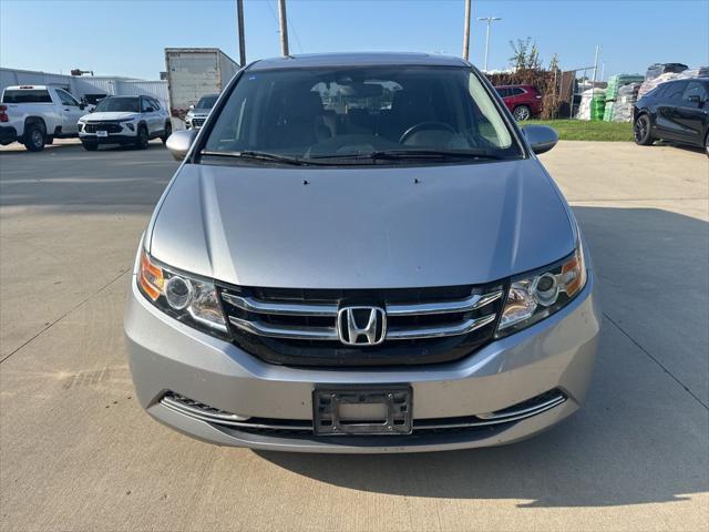 Photo of 2016 Lunar Silver Metallic Honda Odyssey