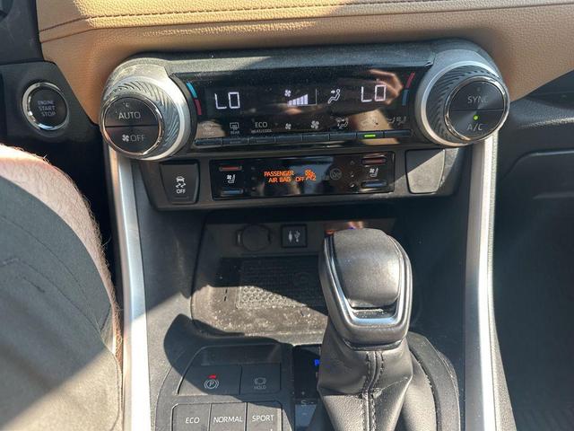 Photo of 2019 Ruby Flare Pearl Toyota RAV4