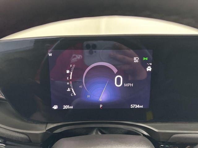 Photo of 2025 Ebony Twilight Metallic Buick Envista