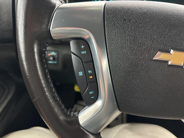 Photo of 2017 Summit White Chevrolet Traverse