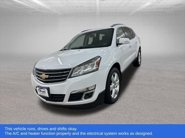 Photo of 2017 Summit White Chevrolet Traverse