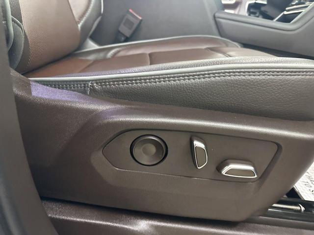 Photo of 2022 White Frost Tricoat GMC Sierra 1500
