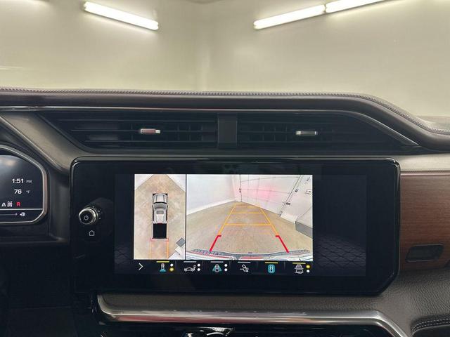 Photo of 2022 White Frost Tricoat GMC Sierra 1500