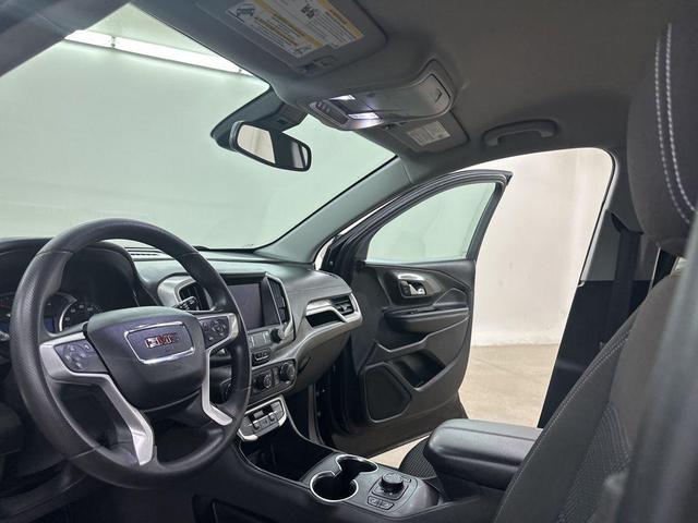 Photo of 2022 Ebony Twilight Metallic GMC Terrain