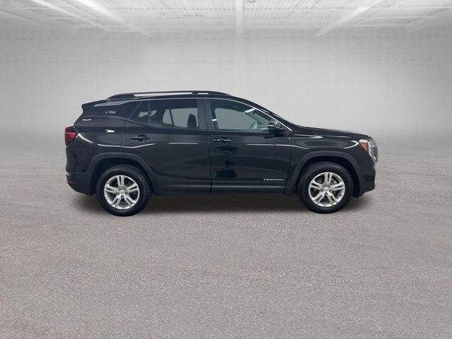 Photo of 2022 Ebony Twilight Metallic GMC Terrain
