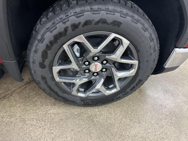Photo of 2025 Volcanic Red Tintcoat GMC Sierra 1500