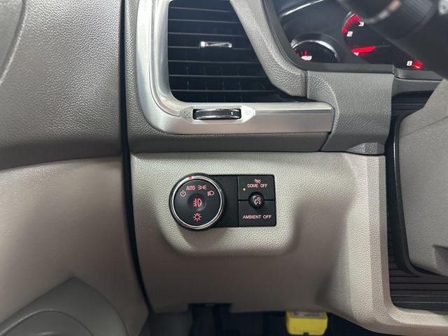 Photo of 2014 Iridium Metallic GMC Acadia