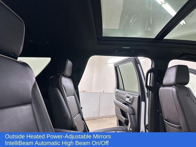 Photo of 2021 Summit White GMC Yukon