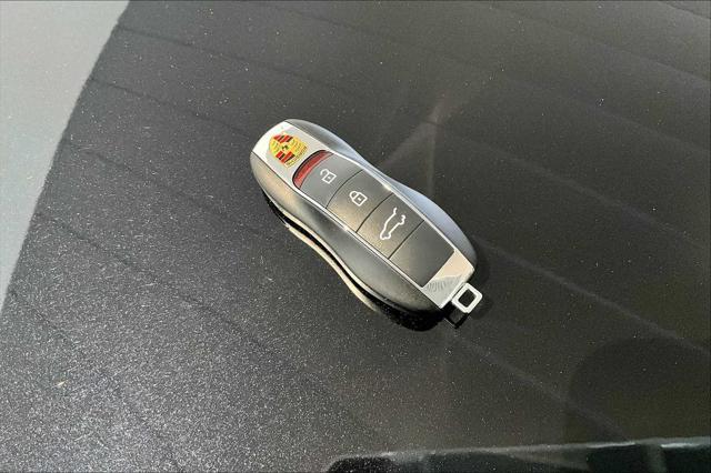Photo of 2024 Black Porsche Macan