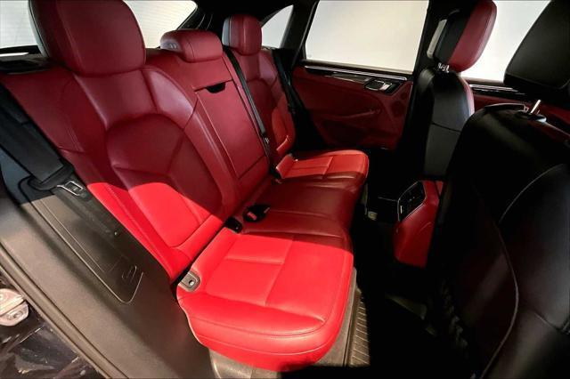Photo of 2024 Black Porsche Macan