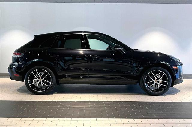 Photo of 2024 Black Porsche Macan